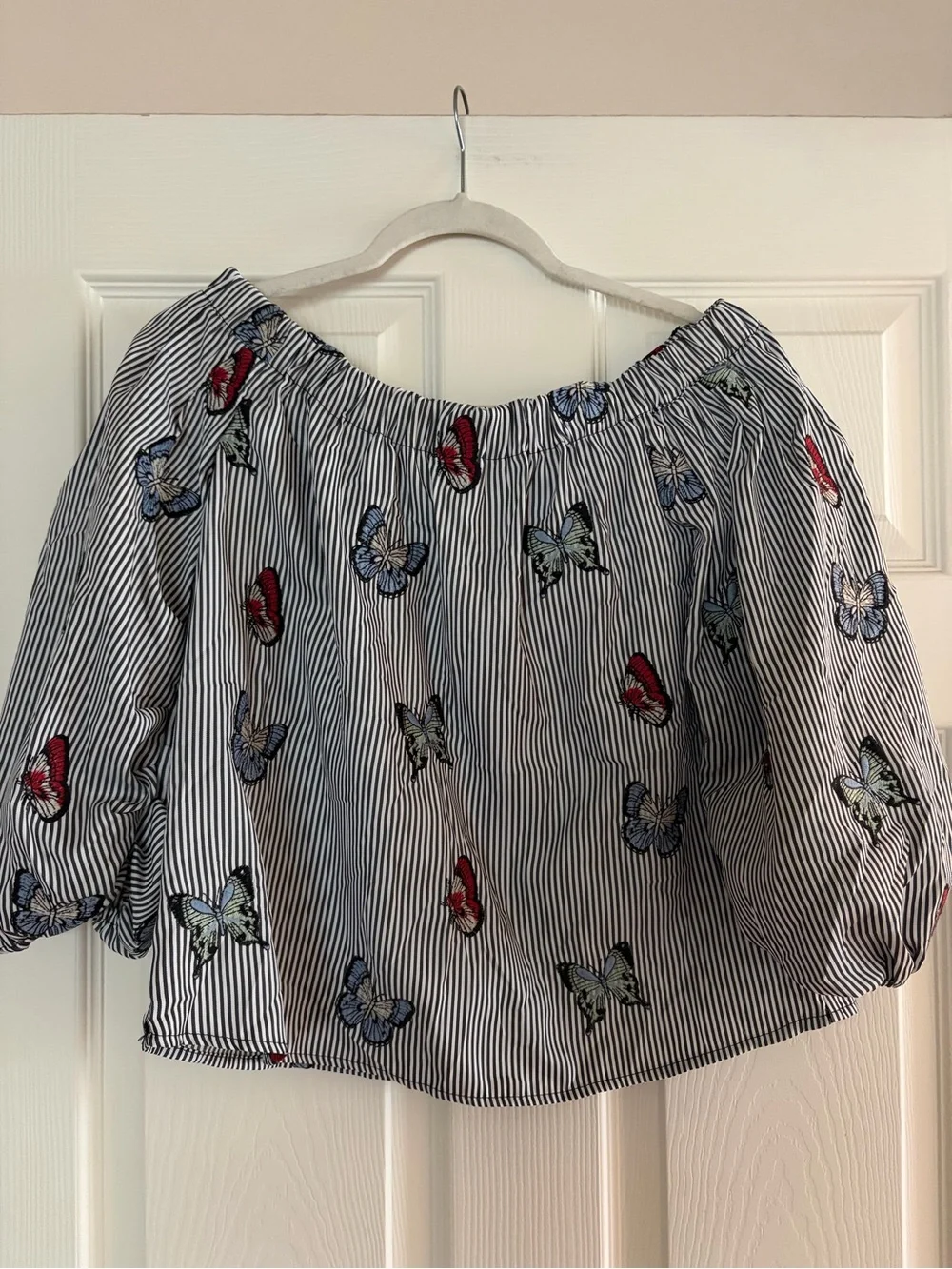 Zara Basics Embroidered Butterfly Off The Shoulder Size S